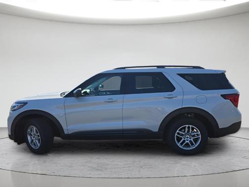 White 2026 Ford Explorer Active
