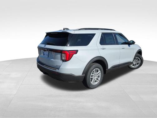 White 2026 Ford Explorer Active