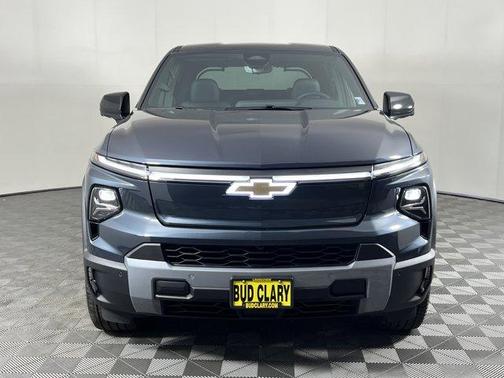 2025 Chevrolet Silverado EV LT
