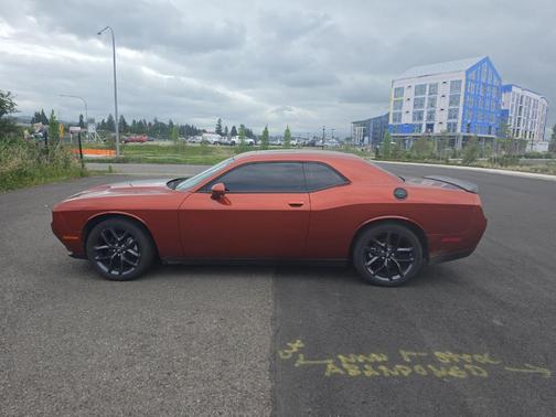 Sinamon Stick 2023 Dodge Challenger SXT