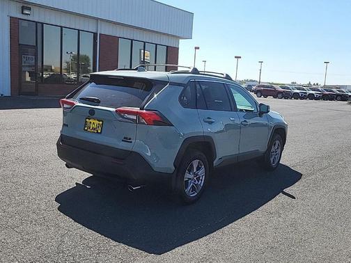 2023 Toyota RAV4 Hybrid XLE