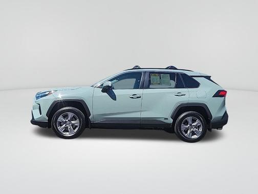 2023 Toyota RAV4 Hybrid XLE