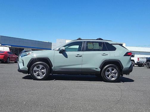 2023 Toyota RAV4 Hybrid XLE