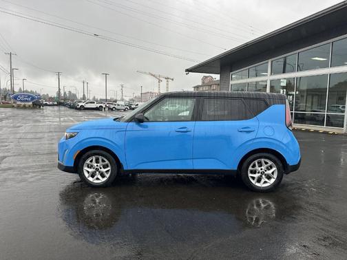 2024 Kia Soul S