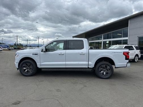 2025 Ford F-150 Lightning LARIAT