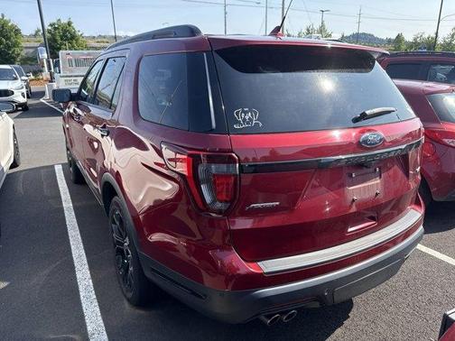 2019 Ford Explorer sport