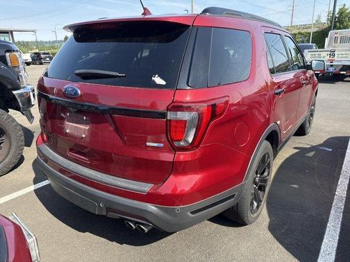 2019 Ford Explorer sport