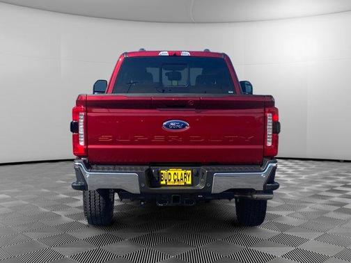 2025 Ford F-350 Lariat Super Duty