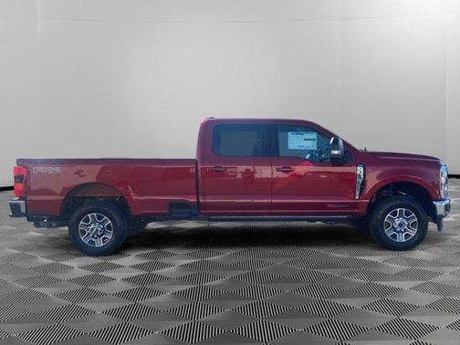 2025 Ford F-350 Lariat Super Duty
