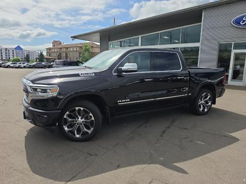 Diamond Black 2022 RAM 1500 Limited