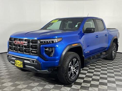 2023 GMC Canyon AT4