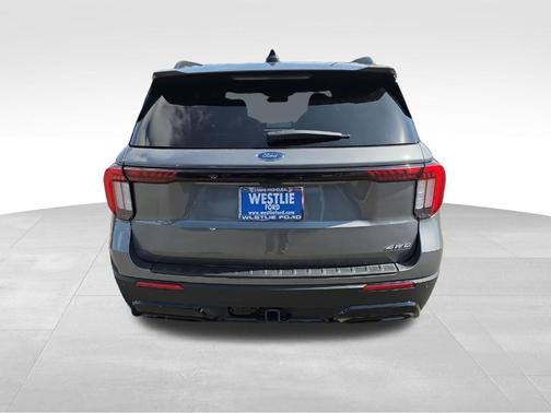 Carbonized Gray Metallic 2025 Ford Explorer ST-Line