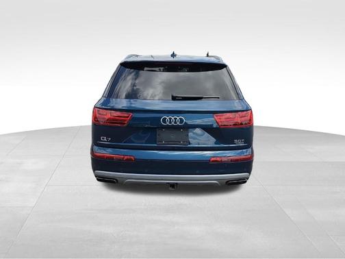 Galaxy Blue Metallic 2018 Audi Q7 3.0T Prestige