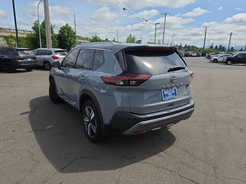 Boulder Gray Pearl 2023 Nissan Rogue SL