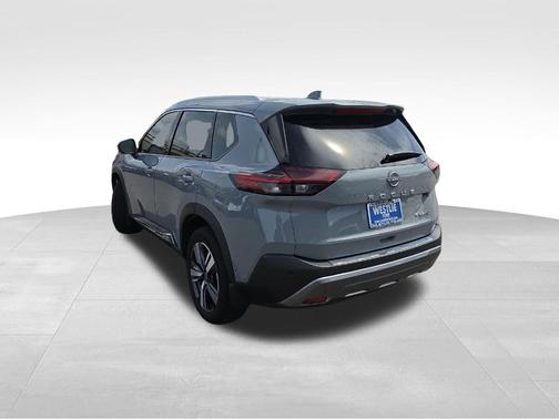 Boulder Gray Pearl 2023 Nissan Rogue SL