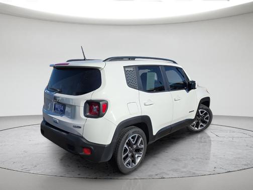 Alpine White 2018 Jeep Renegade Latitude