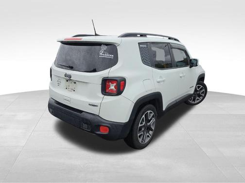 Alpine White 2018 Jeep Renegade Latitude