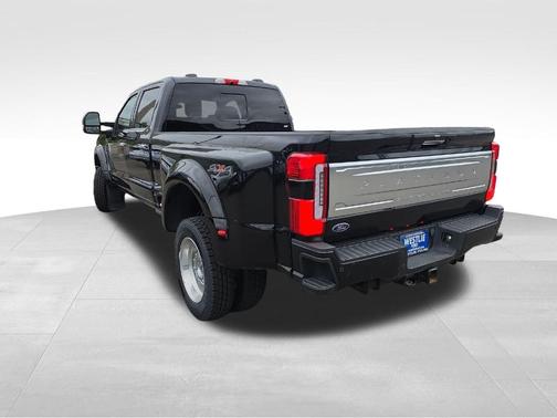 Agate Black Metallic 2023 Ford F-450 Platinum