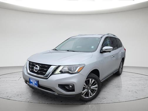 Brilliant Silver Metallic 2020 Nissan Pathfinder SL