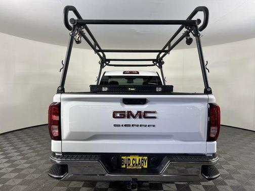 2022 GMC Sierra 1500 Pro