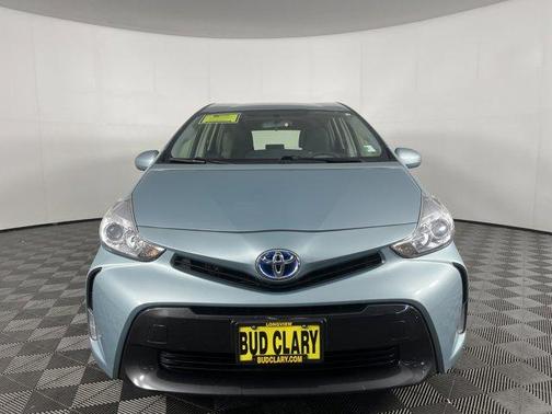 2017 Toyota Prius v Two