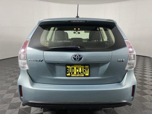 2017 Toyota Prius v Two