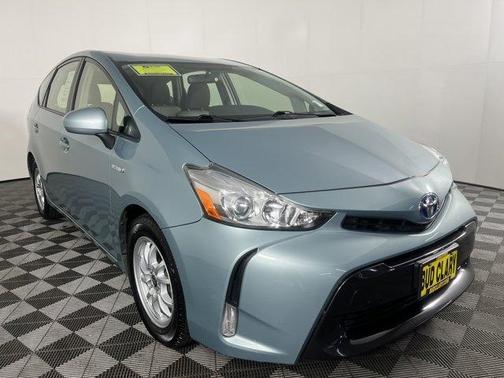 2017 Toyota Prius v Two