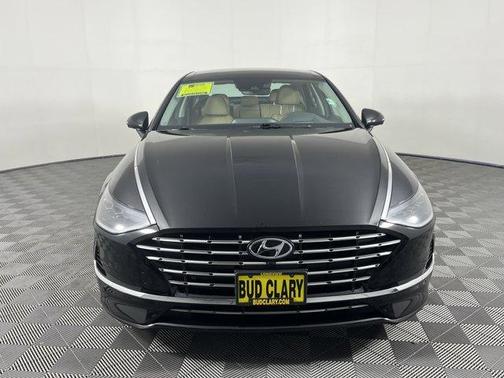 2023 Hyundai SONATA Hybrid Limited