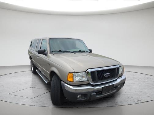 Beige 2004 Ford Ranger XLT