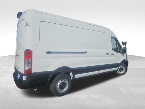 2026 Ford Transit-250 148 WB Medium Roof Cargo