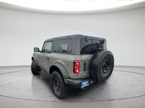 Gray 2026 Ford Bronco Badlands