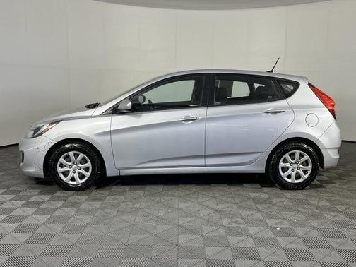 2012 Hyundai Accent GS