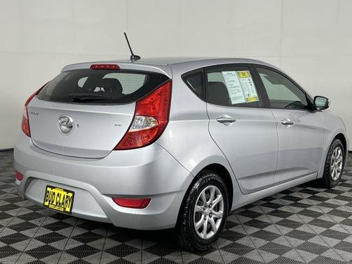 2012 Hyundai Accent GS