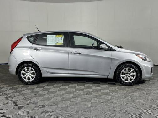 2012 Hyundai Accent GS