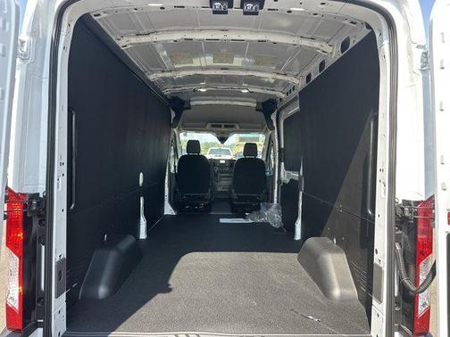 2025 Ford Transit-250 148 WB Medium Roof Cargo