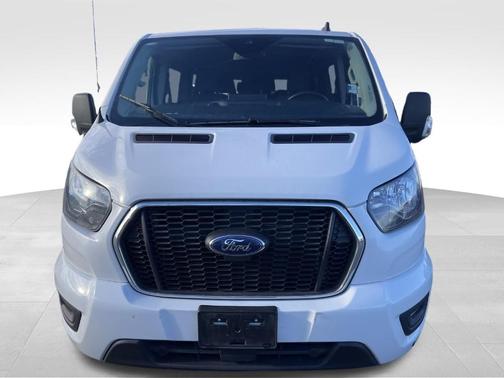 2026 Ford Transit-250 148 WB Medium Roof Cargo