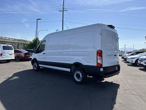 2025 Ford Transit-250 148 WB Medium Roof Cargo