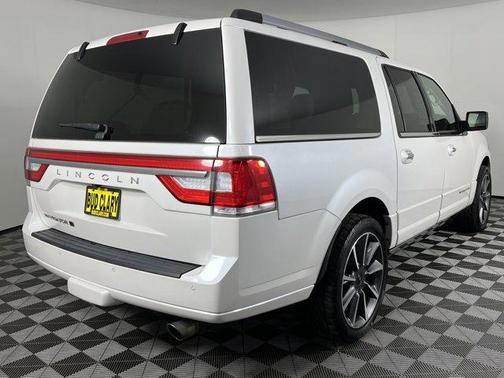 2017 Lincoln Navigator L Reserve