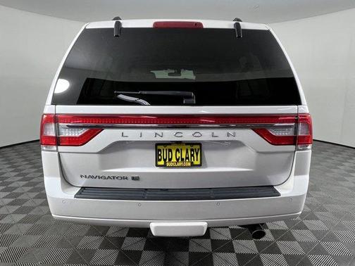 2017 Lincoln Navigator L Reserve