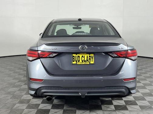 2022 Nissan Sentra SR