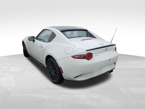 Arctic White 2021 Mazda MX-5 Miata RF Club