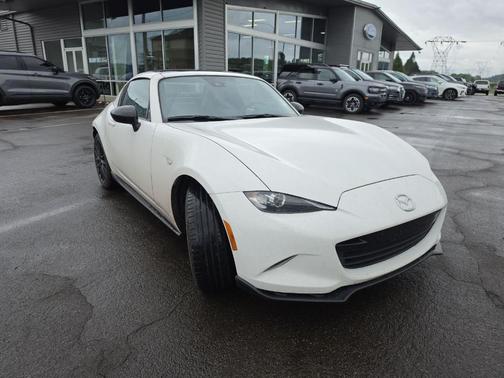 Arctic White 2021 Mazda MX-5 Miata RF Club