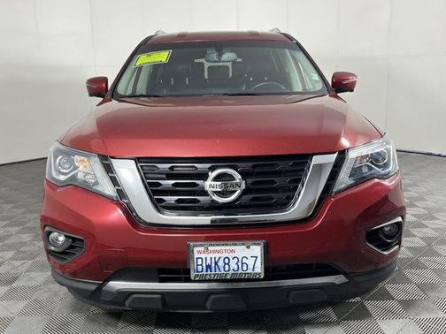 2018 Nissan Pathfinder SL
