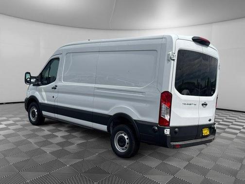 2025 Ford Transit-250 148 WB Medium Roof Cargo