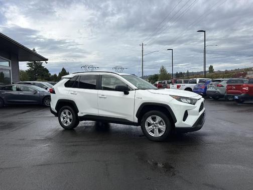 2020 Toyota RAV4 Hybrid LE