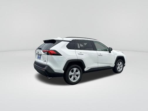 2020 Toyota RAV4 Hybrid LE