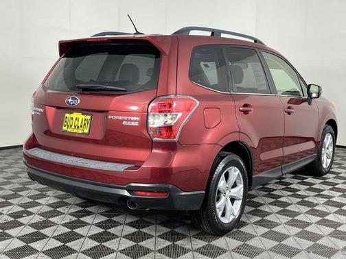 2014 Subaru Forester 2.5i Touring