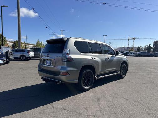 2022 Lexus GX 460 Base