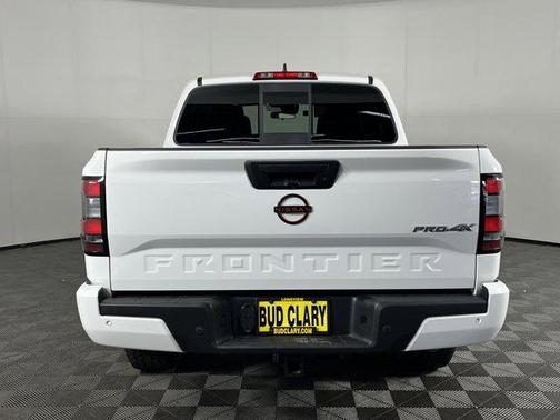 2022 Nissan Frontier S