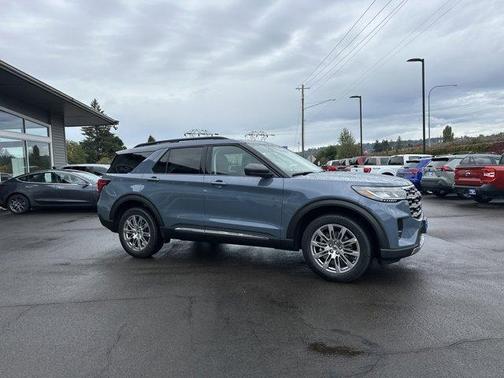 2025 Ford Explorer Active